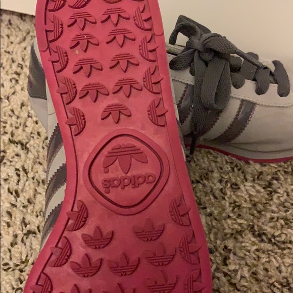 Adidas Samoa size 6 women’s - Picture 3 of 3